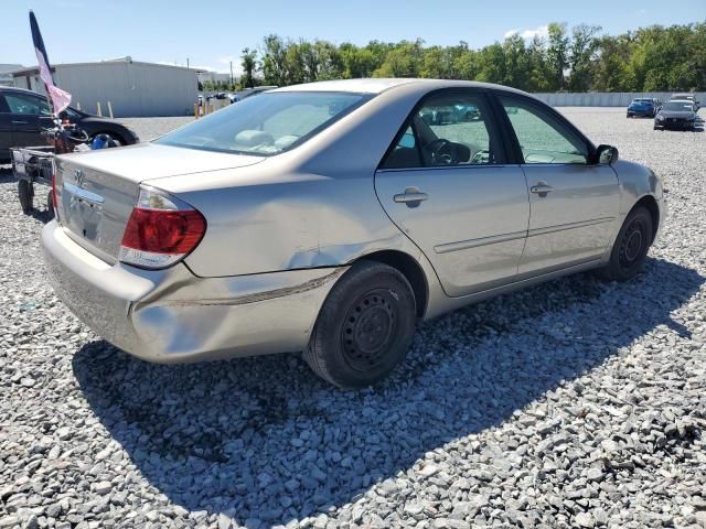 2005 Toyota Camry LE