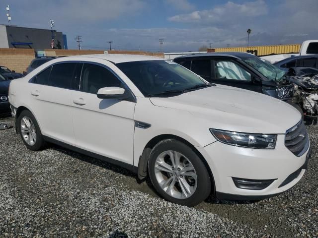 2016 Ford Taurus SEL