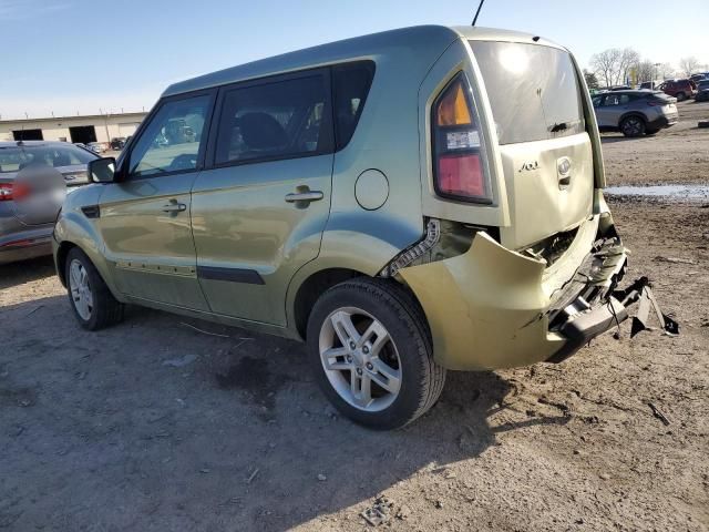 2011 KIA Soul +