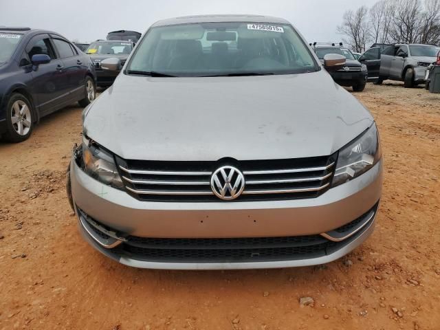 2012 Volkswagen Passat SE