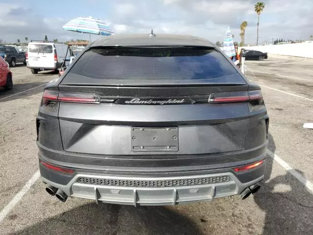 2019 Lamborghini Urus