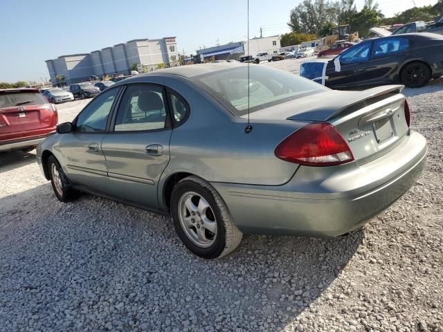 2005 Ford Taurus SE