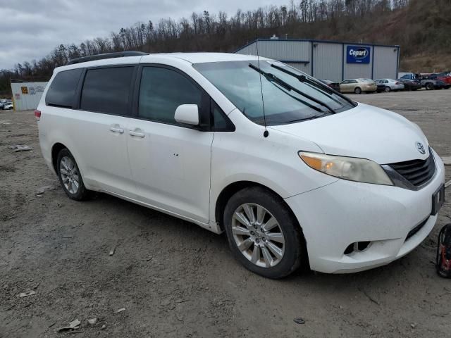 2011 Toyota Sienna LE