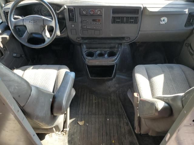 2005 Chevrolet Express G2500