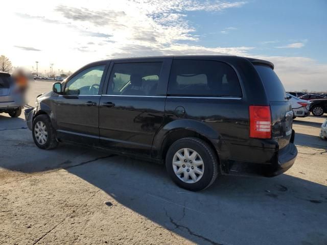 2009 Chrysler Town & Country LX