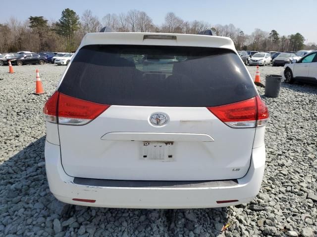 2011 Toyota Sienna LE