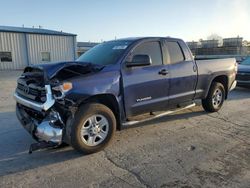 Carros salvage sin ofertas aún a la venta en subasta: 2015 Toyota Tundra Double Cab SR