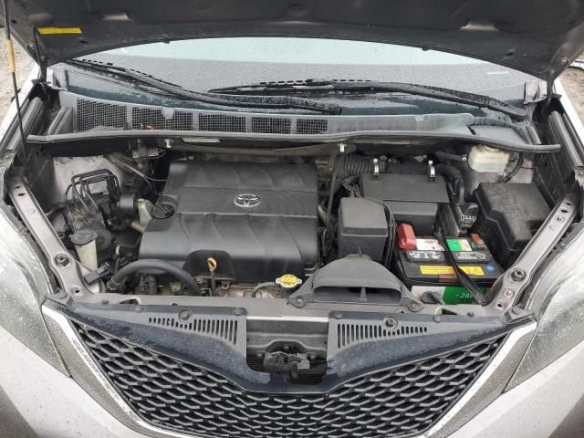 2014 Toyota Sienna Sport