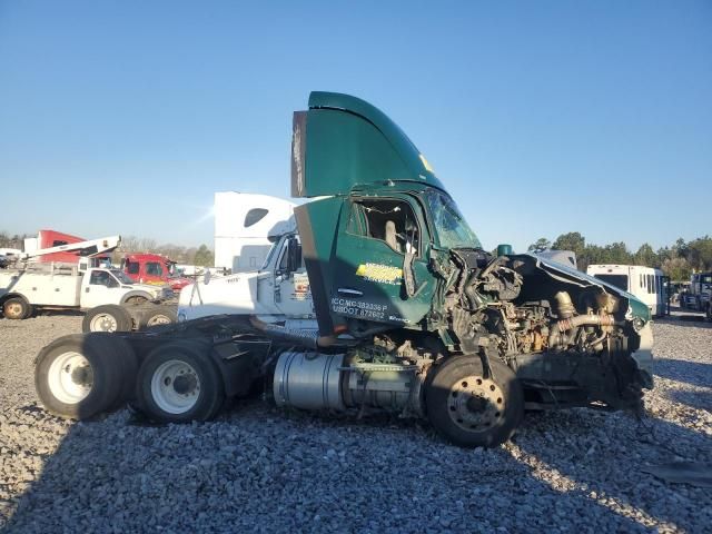 2019 Kenworth T680 Semi Truck