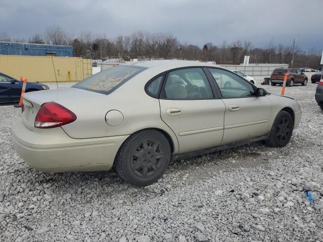 2006 Ford Taurus SE