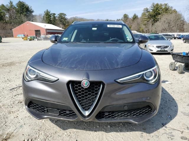 2018 Alfa Romeo Stelvio TI