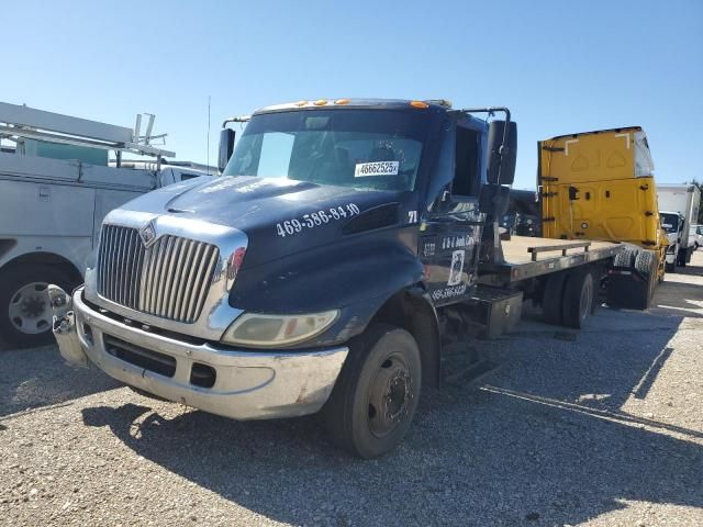 2004 International 4300 Rollback Truck