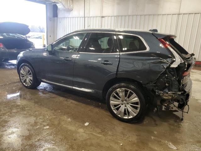 2022 Volvo XC60 B6 Inscription