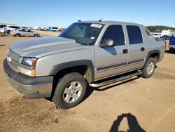 Salvage trucks for sale at Longview, TX auction: 2004 Chevrolet Avalanche K1500