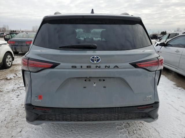 2024 Toyota Sienna LE