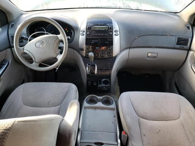 2006 Toyota Sienna CE