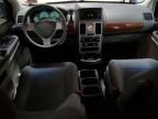 2009 Chrysler Town & Country LX