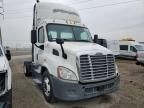 2014 Freightliner Cascadia 113 Semi Truck