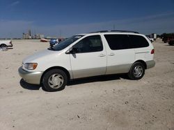 Toyota Sienna le salvage cars for sale: 2000 Toyota Sienna LE