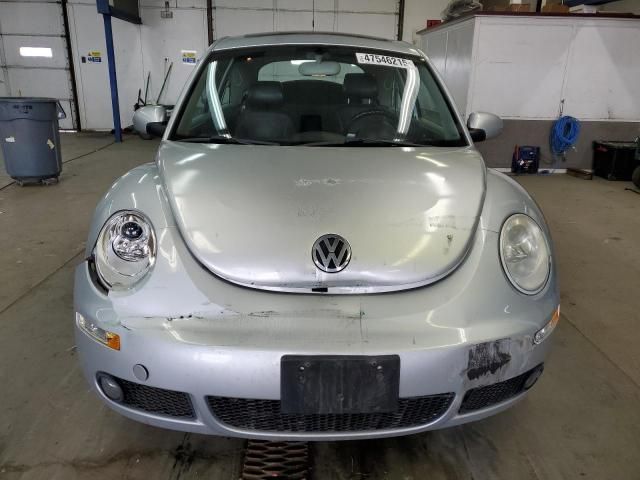 2006 Volkswagen New Beetle 2.5L Option Package 2