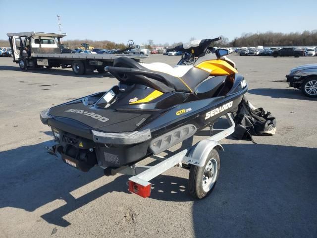 2012 Seadoo Boat