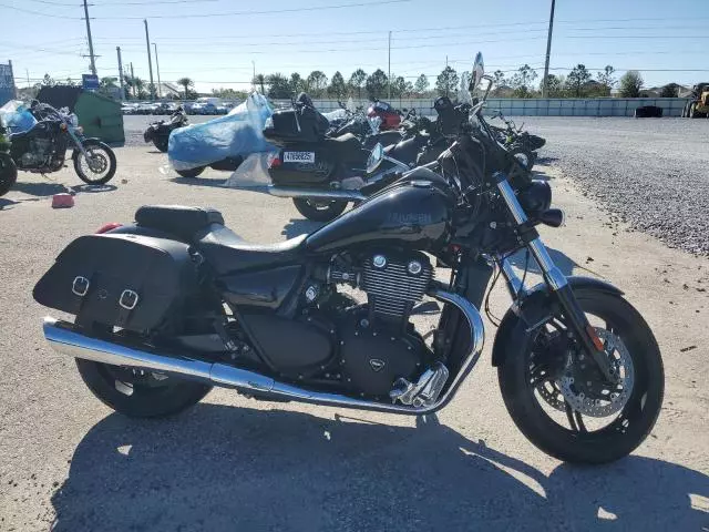 2016 Triumph Thunderbird Storm ABS