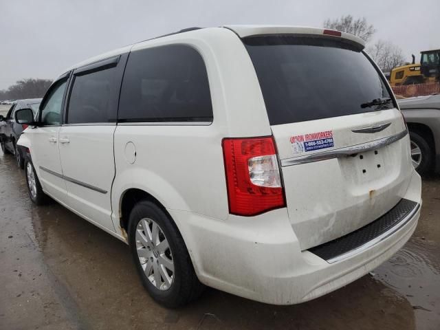 2013 Chrysler Town & Country Touring