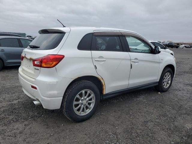 2011 Mitsubishi RVR SE