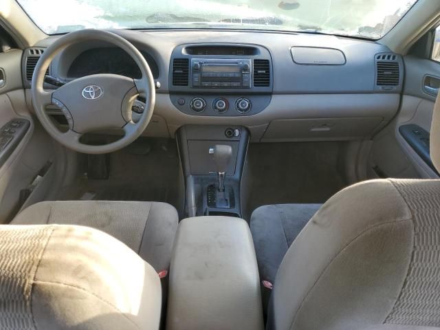 2005 Toyota Camry LE