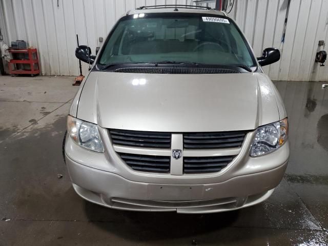 2006 Dodge Grand Caravan SE