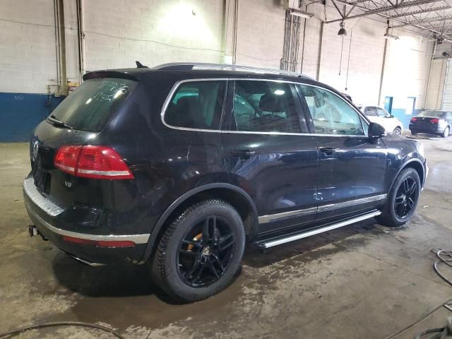 2016 Volkswagen Touareg Sport