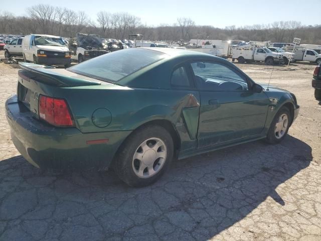 2000 Ford Mustang