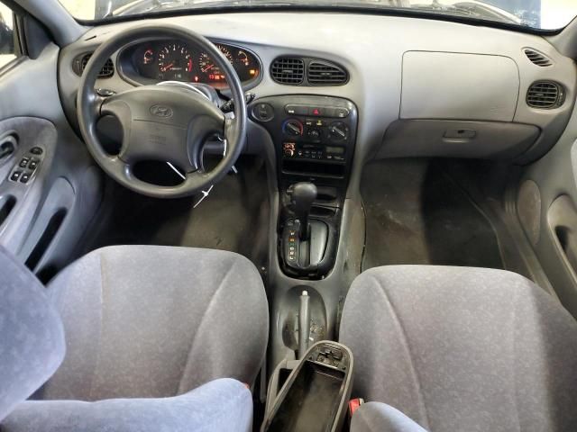 2000 Hyundai Elantra GLS