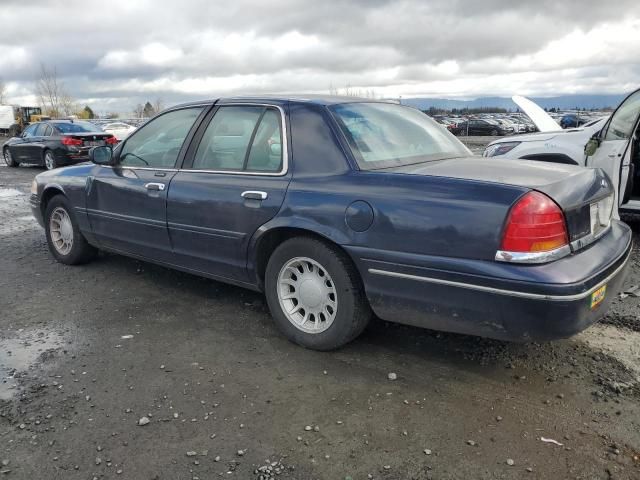 2002 Ford Crown Victoria LX