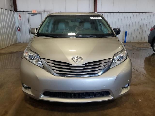 2015 Toyota Sienna XLE