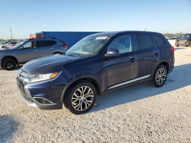 2016 Mitsubishi Outlander SE