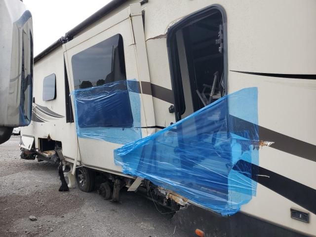 2020 Alpine 5th Wheel