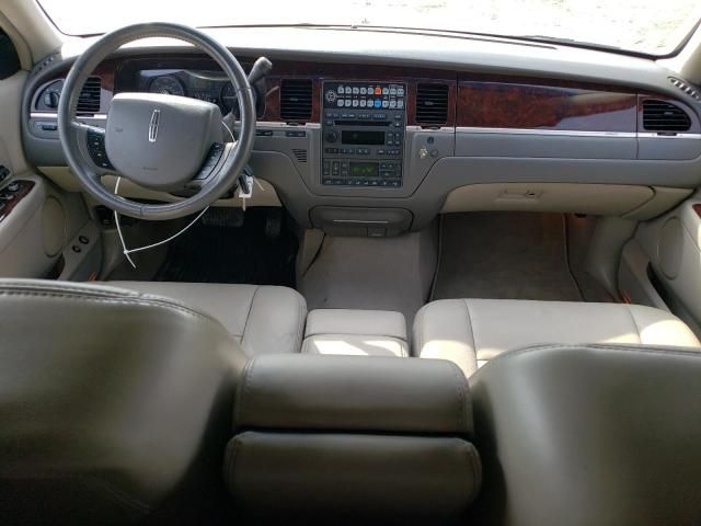 2007 Lincoln Town Car Executive