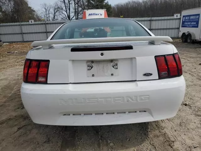 2001 Ford Mustang