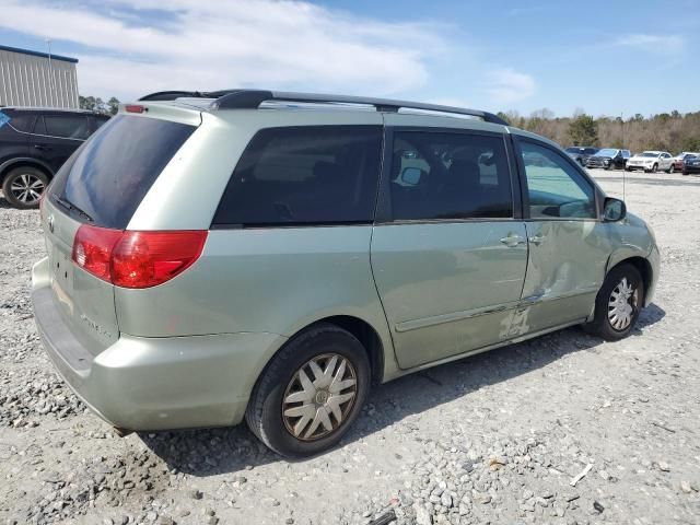 2010 Toyota Sienna CE