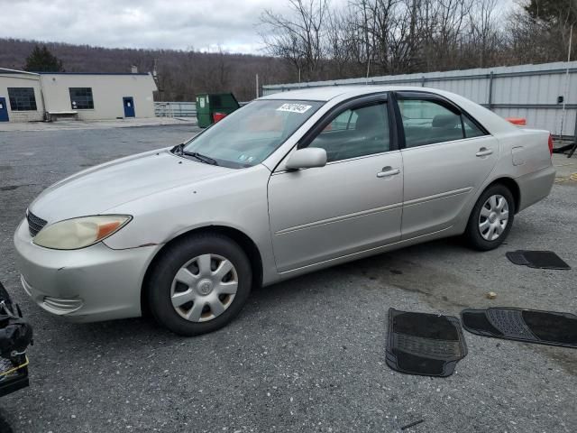 2004 Toyota Camry LE