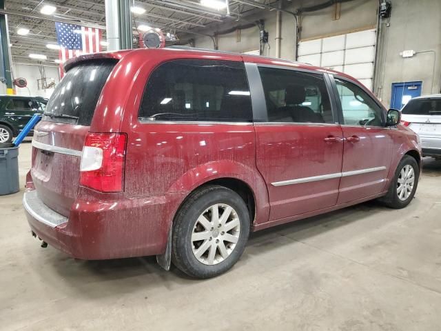 2011 Chrysler Town & Country Touring L