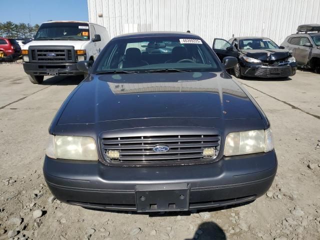 2005 Ford Crown Victoria LX