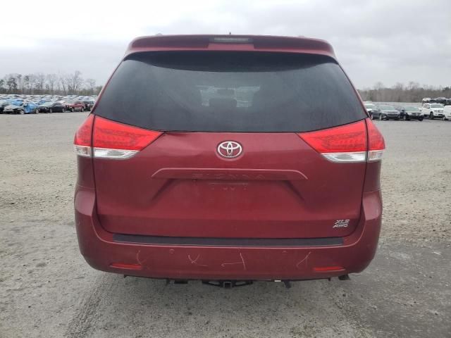 2011 Toyota Sienna XLE