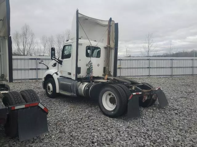 2015 Peterbilt 579