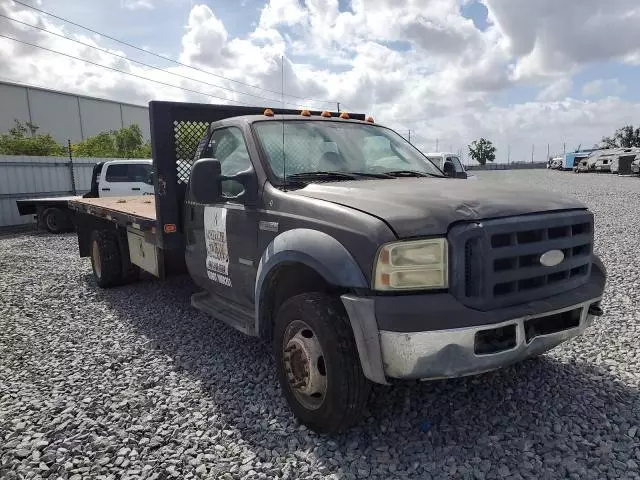 2007 Ford F550 Super Duty Flatbed Truck