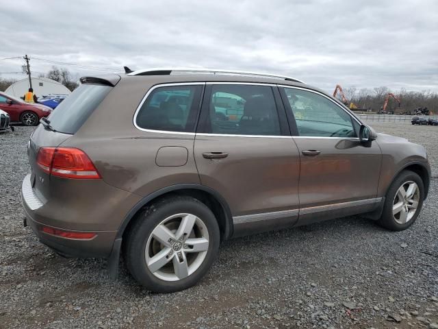 2014 Volkswagen Touareg V6