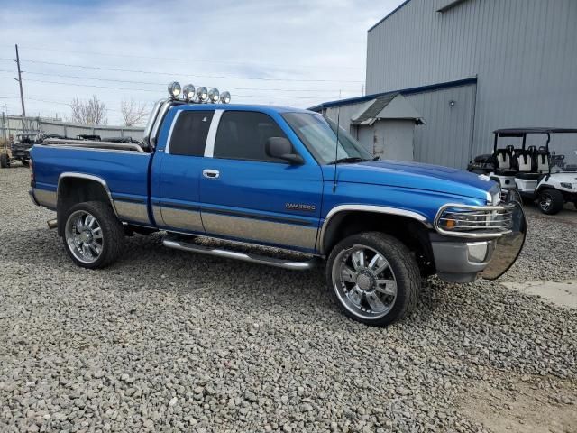 1999 Dodge RAM 2500