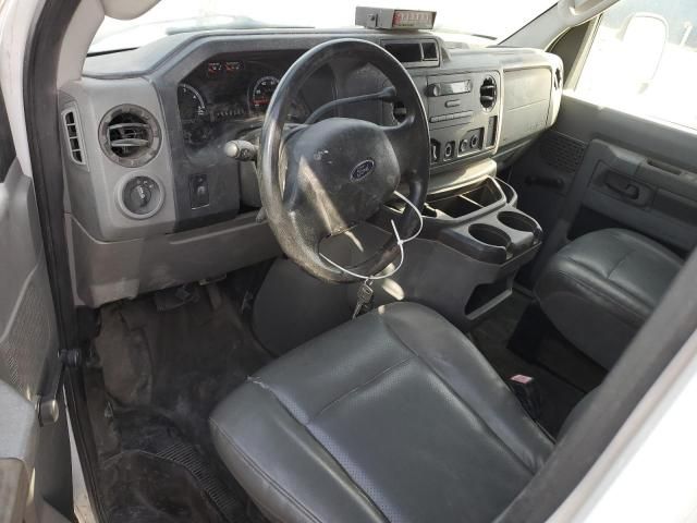 2009 Ford Econoline E350 Super Duty Van