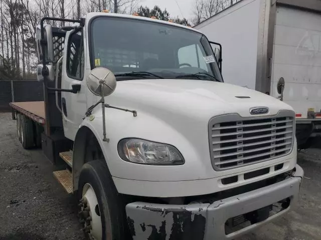 2018 Freightliner M2 106 Flatbed Truck